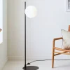 Dione gulvlampe sort/hvit