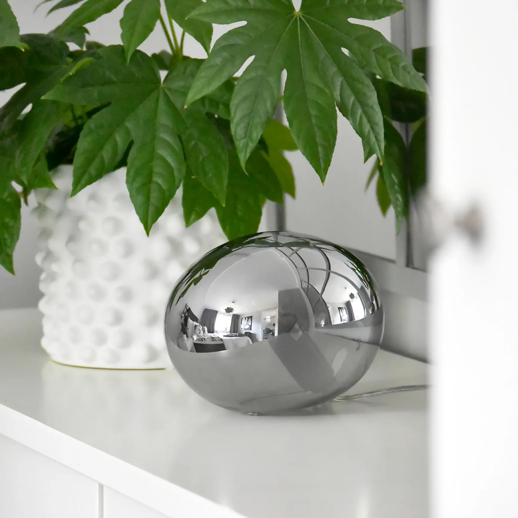 Globus bordlampe 18cm sotet