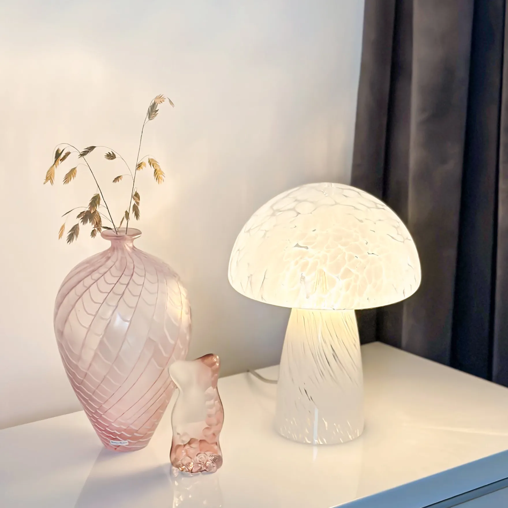 Mushi bordlampe stor hvit/klar