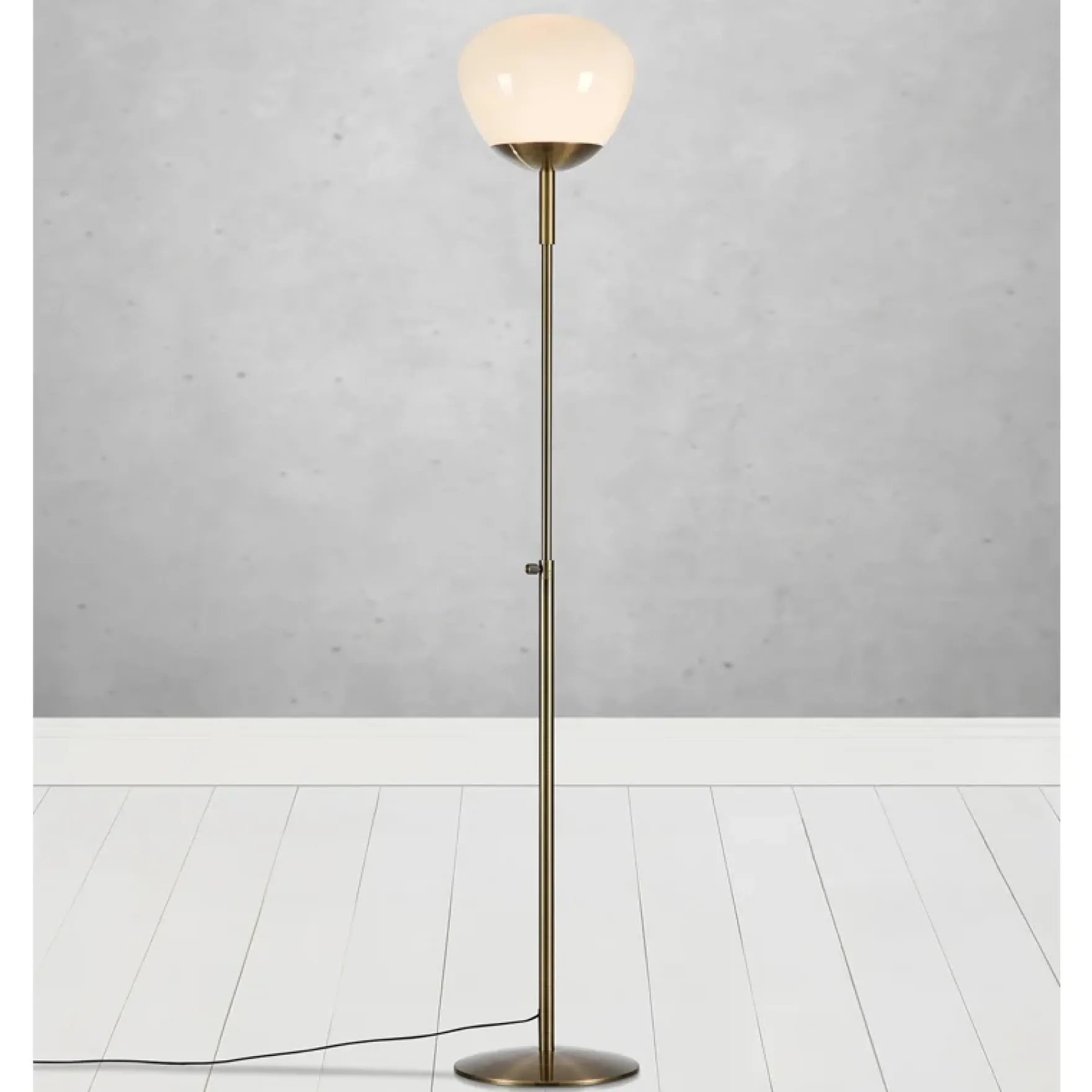 Rise gulvlampe antikk/hvit