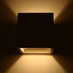 Sorrenca vegglampe hvit betong