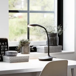 Swan LED bordlampe m/USB sort