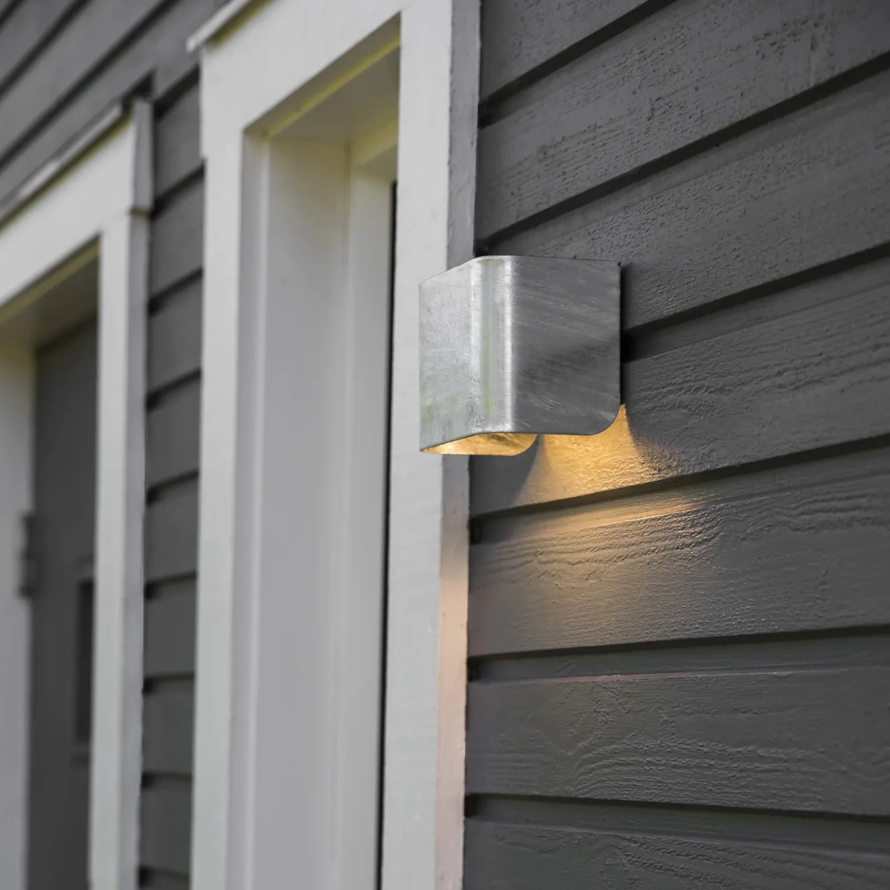 Taurus LED vegglampe IP54 galvanisert
