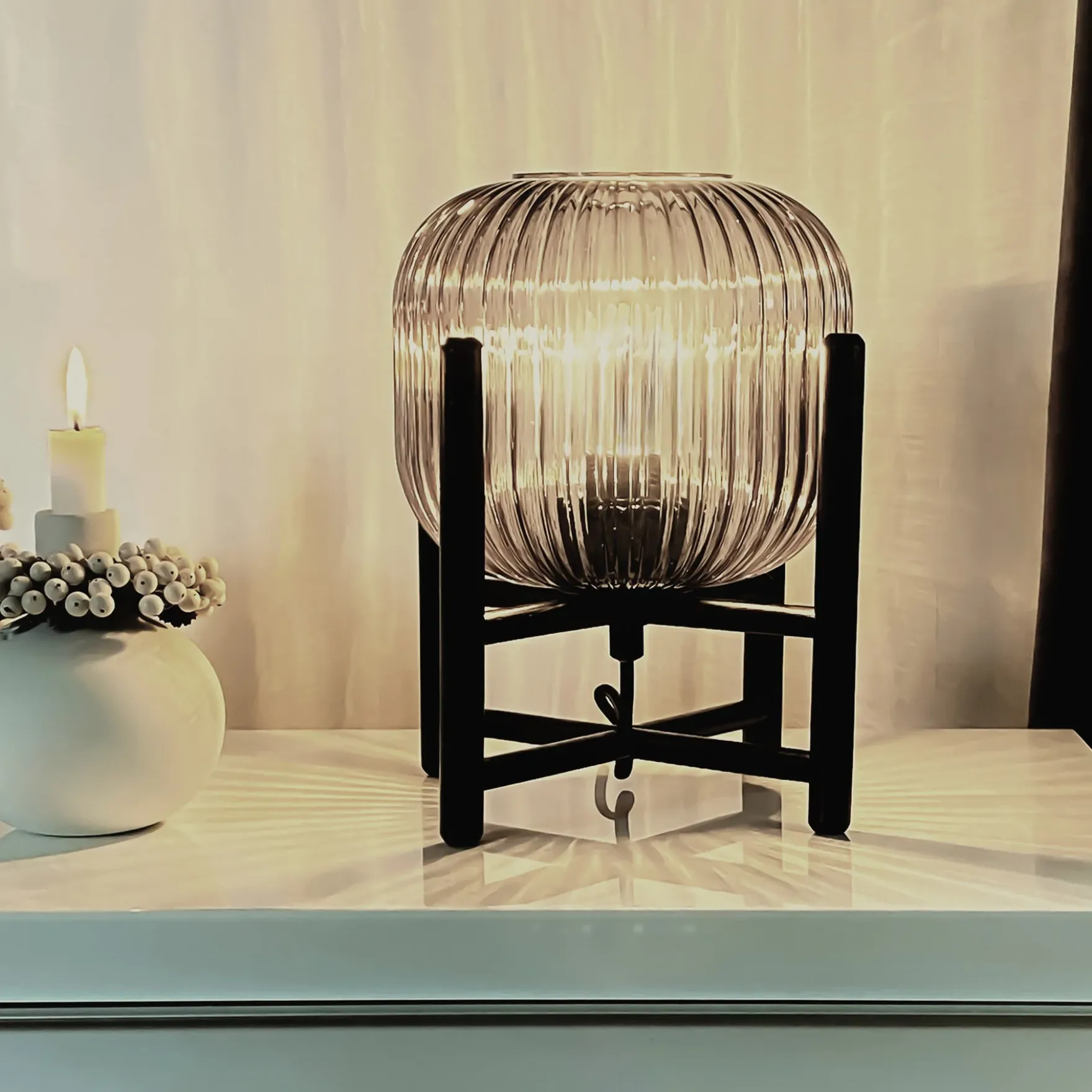 Vinda bordlampe liten sort/sotet
